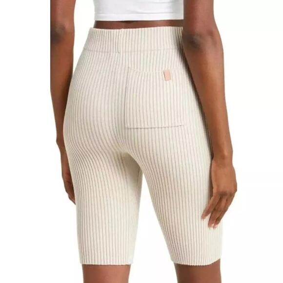 LUNYA NWOT $118 Cozy Cotton Silk Bike Shorts Gray - Picture 3 of 5